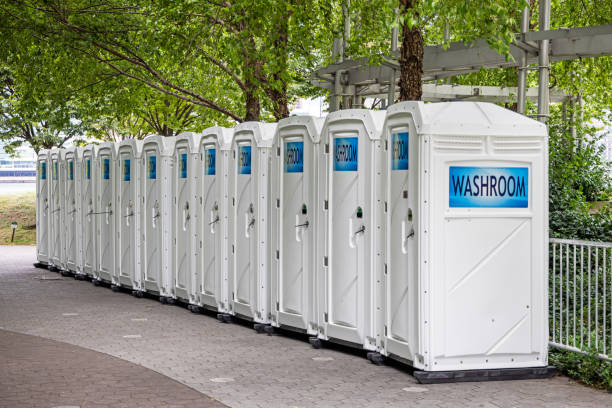 Best Portable restroom trailer rental  in Pepperdine University, CA